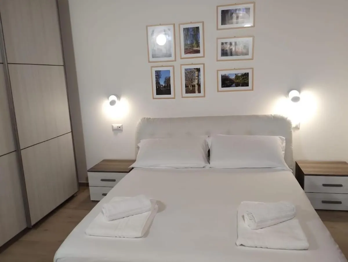 Apartment Happiness In Corso Como Mailand
